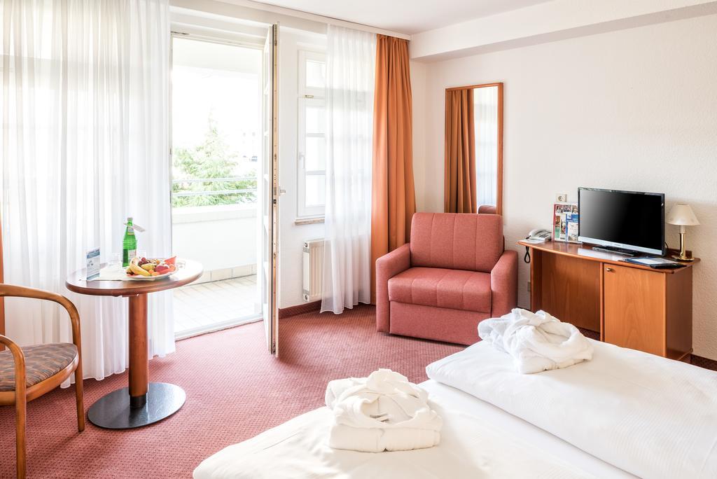 Vitalhotel Weisse Elster Bad Elster Exteriör bild